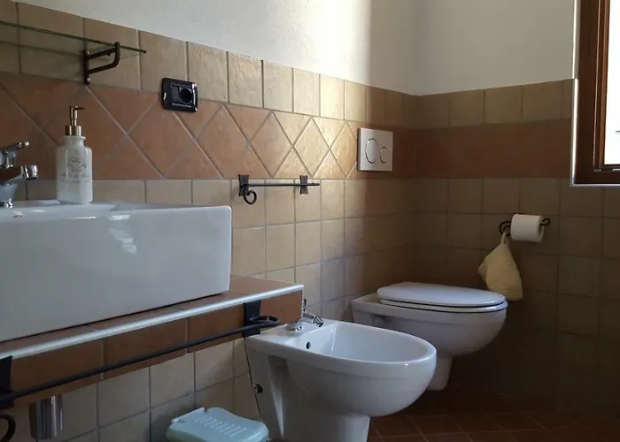 Ca'suana Bed & Breakfast Lanzo dʼIntelvi
